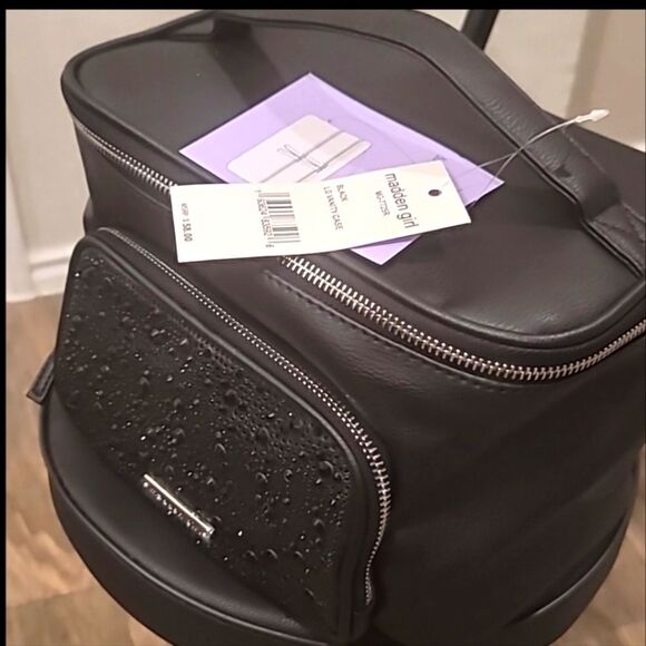 Madden Girl Rhinestone Large Cosmetic Vanity Case - Picture 5 of 8